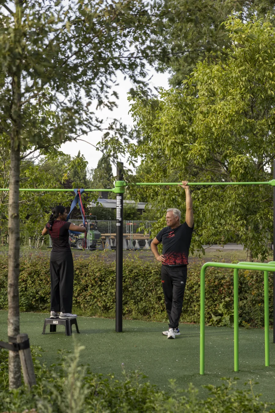 Calisthenics-park in het groen